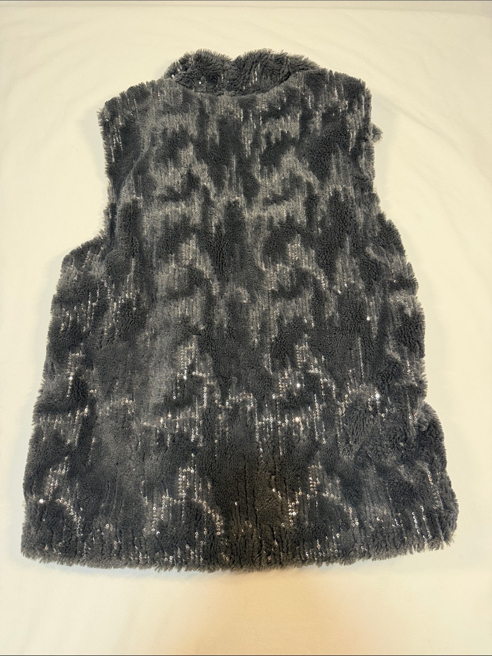Betsey Johnson WL Black Faux Fur & Sequin Vest with Leopard Lining - Picture 5 of 11